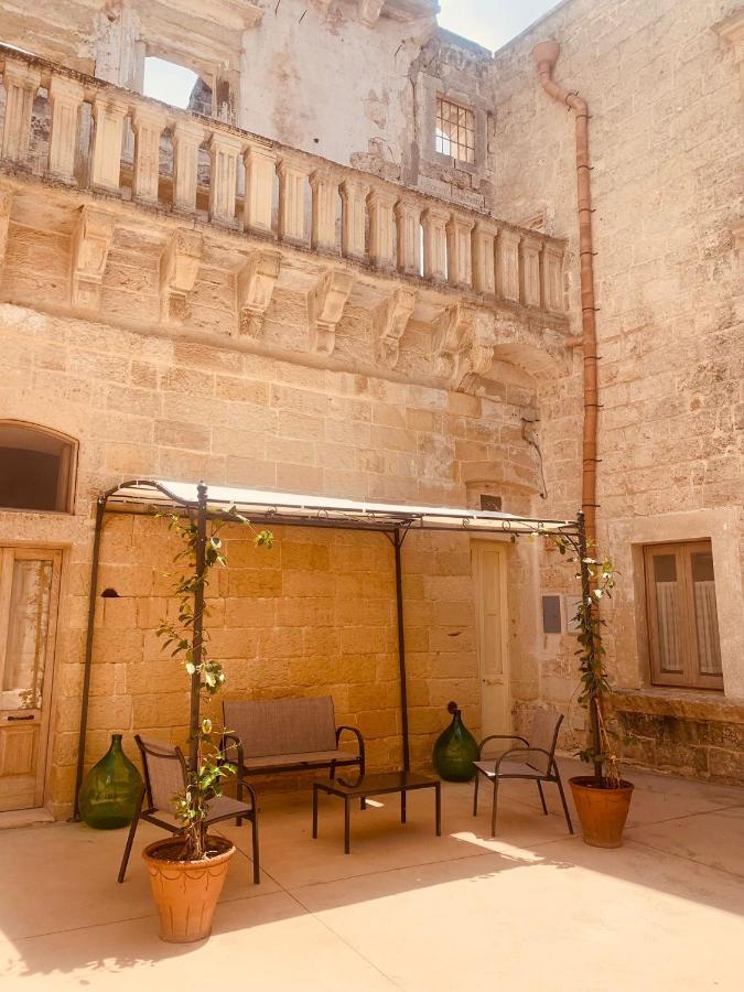 Historia- Dimore Corte Chiesa Corigliano dʼOtranto Exteriör bild
